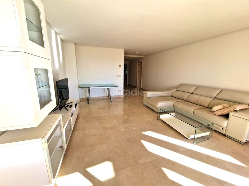 Foto fb9d7116-3283-46c8-a551-5fbf4ef7751d. Apartament amb aparcament piscina a Los Naranjos Marbella