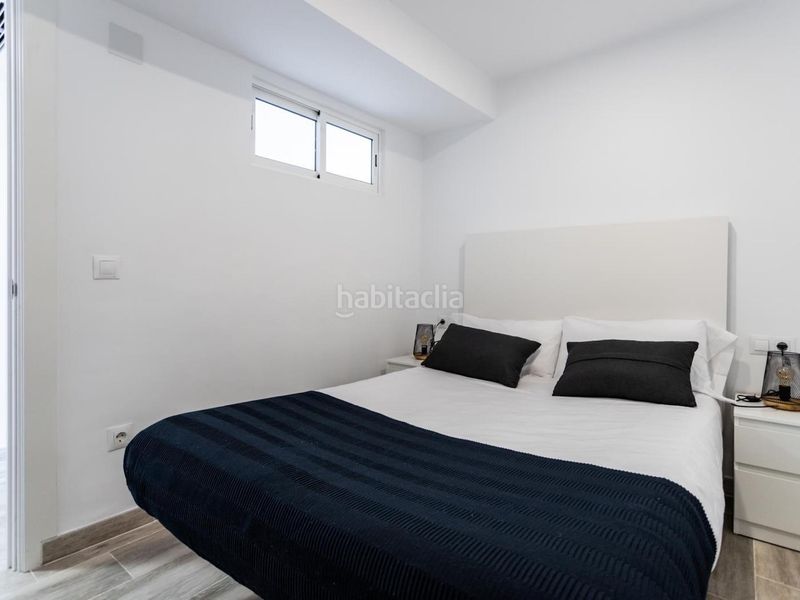 Foto bcbc5dcd-c99f-402f-bcd0-b3728a4217b1. Apartament amb piscina a Puerto Deportivo Fuengirola