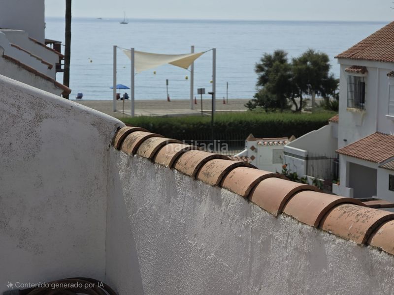 Foto fccd704f-1c34-4d72-9286-1d4611d6ab4d. Casa aparellada amb aparcament piscina a marina de Casares Casares