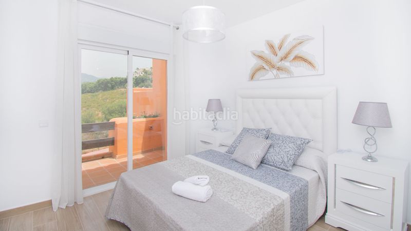 Foto 08d98016-c0fb-4dcd-bb62-611e2bf27f20. Casa adossada amb aparcament piscina a Paraiso - Barronal Estepona