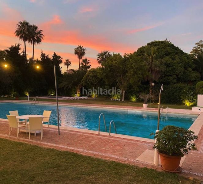 Foto 5aaddfe6-f423-4291-8cbb-1fdfb2ba9eb3. Casa adosada  totalmente amueblada y reformada en Marbella