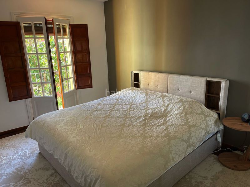 Foto 8675ad8f-65b5-48b1-9de6-da159036715b. Casa adosada  totalmente amueblada y reformada en Marbella