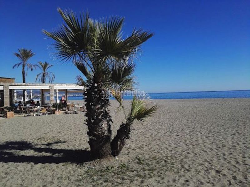 Foto b49857ef-e24a-4476-bf1a-6f5bfaea2de6. Casa adosada  totalmente amueblada y reformada en Marbella