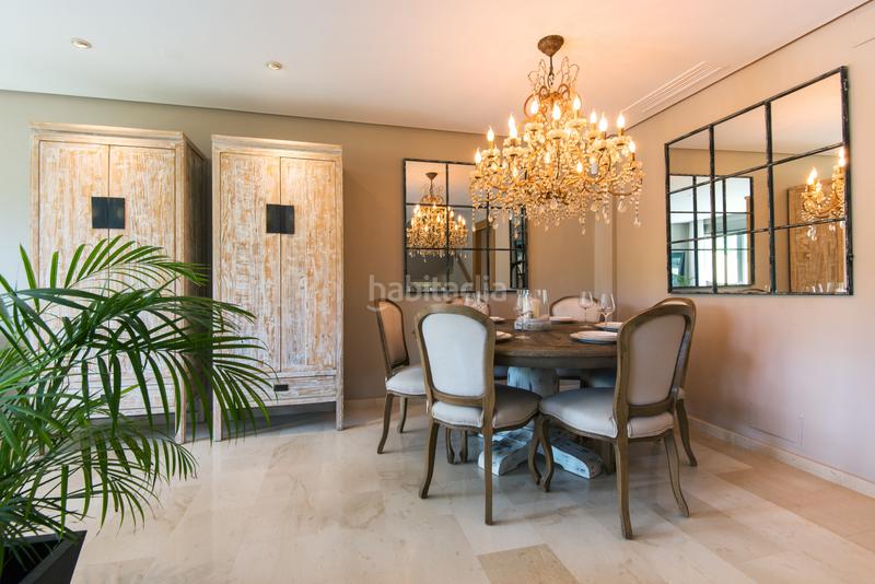 Foto e0a02b76-d5f4-42b3-853b-36b2d48897d0. Casa adossada amb aparcament piscina a Nagüeles Alto Marbella