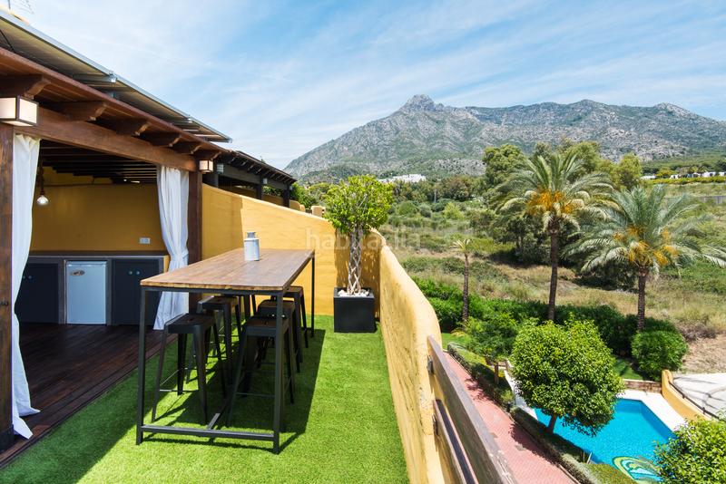 Foto 49534488-cd05-4dd4-bbc7-aa03893b7b93. Miete reihenhaus mit parking pool in Nagüeles Alto Marbella