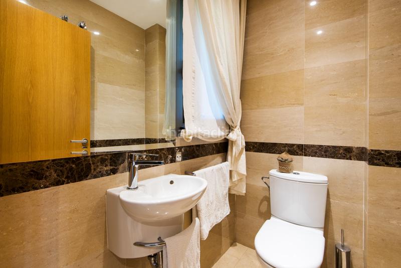 Foto 09f4ab4c-868a-4cd7-91be-b2e9666b8919. Rent semi detached house with parking pool in Nagüeles Alto Marbella