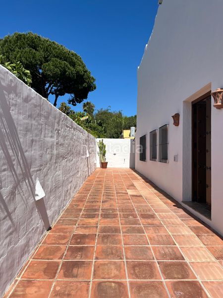 Foto 5aaa76ac-65c8-44f9-b2e9-42a303f8401a. Casa amb aparcament piscina a Nagüeles Alto Marbella