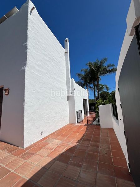 Foto 7448c2b2-c2e1-4370-9d22-73757de3e11f. Casa amb aparcament piscina a Nagüeles Alto Marbella