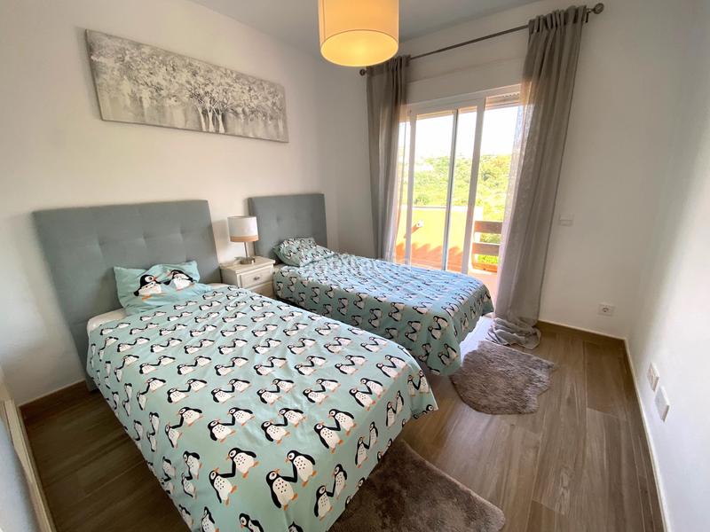 Foto ec0a1e47-7d2a-47ce-b529-4b99ceb7e70a. Affitto casa bifamiliare con parcheggio piscina in Estepona
