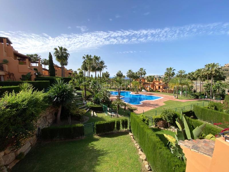 Foto 19e98b0b-d1b2-4523-8b8e-474e2830aaad. Miete doppelhaus mit parking pool in Paraiso - Barronal Estepona
