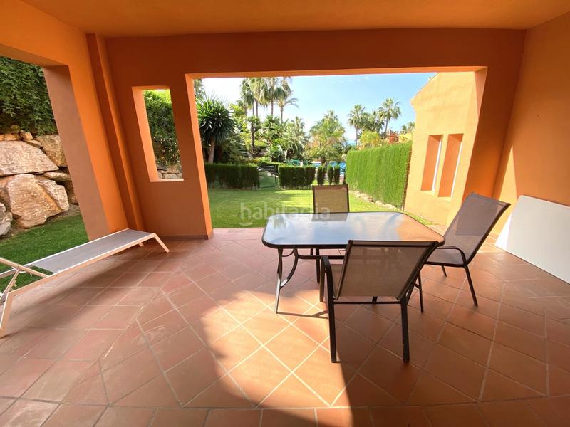 Foto 3736bd27-3036-4046-b65e-fc6a48dce3d2. Miete doppelhaus mit parking pool in Paraiso - Barronal Estepona