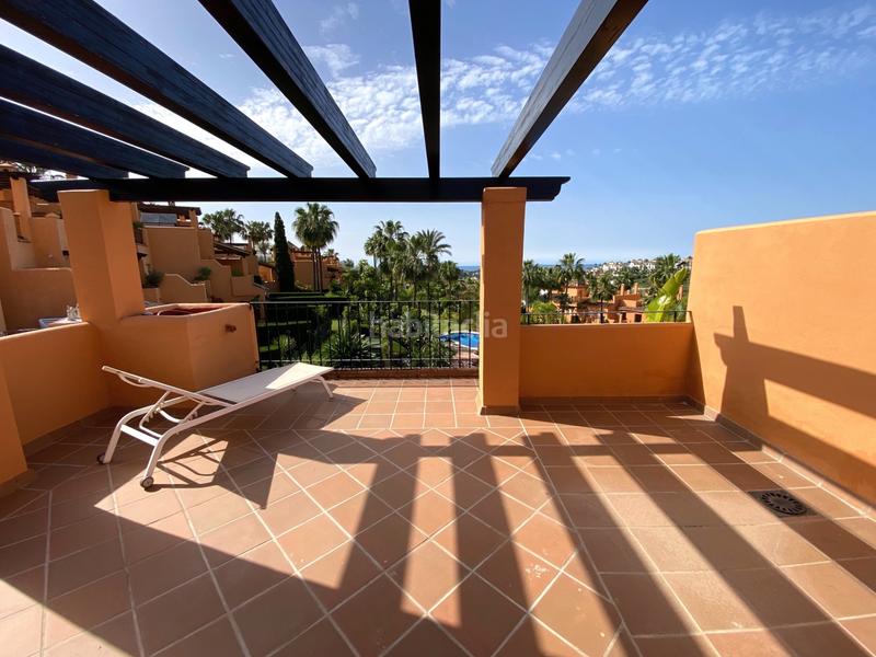 Foto 7f90058c-1c7a-416a-8636-47501cbe6076. Miete doppelhaus mit parking pool in Paraiso - Barronal Estepona