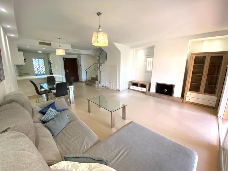 Foto 332cf2bc-552e-444b-8a54-7d3fe24843c1. Rent towny house with parking pool in Paraiso - Barronal Estepona