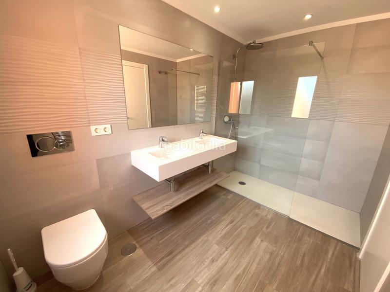 Foto 765109f4-719d-4b7f-ace2-7b0d82d646fd. Rent towny house with parking pool in Paraiso - Barronal Estepona