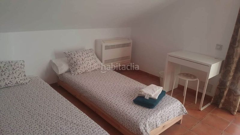 Foto 8bfd3ae9-7adb-44c8-8768-a24ad0fd869c. Casa aparellada amb aparcament piscina a Los Naranjos Marbella