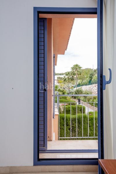 Foto ee2a08e6-2dce-4707-831c-da810e9984f2. Casa aparellada amb aparcament piscina a Los Naranjos Marbella