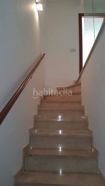 Foto fea7364e-a64d-479e-850a-8aadd6e732b5. Casa aparellada amb aparcament piscina a Los Naranjos Marbella