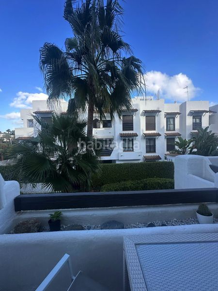 Foto edbc37ef-7ebf-4b0d-ac86-d8a54a72d18e. Apartament amb aparcament piscina a La Concha - Resina Golf Estepona