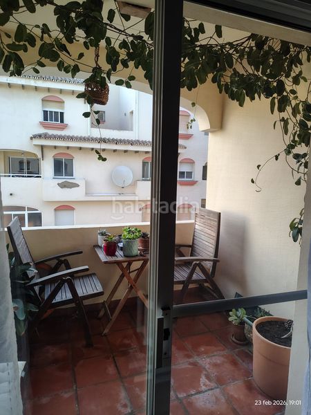 Foto 1f8e7e6f-b8c1-4f55-bd69-7eab4495d7dc. Apartament amb aparcament piscina a Seghers Estepona