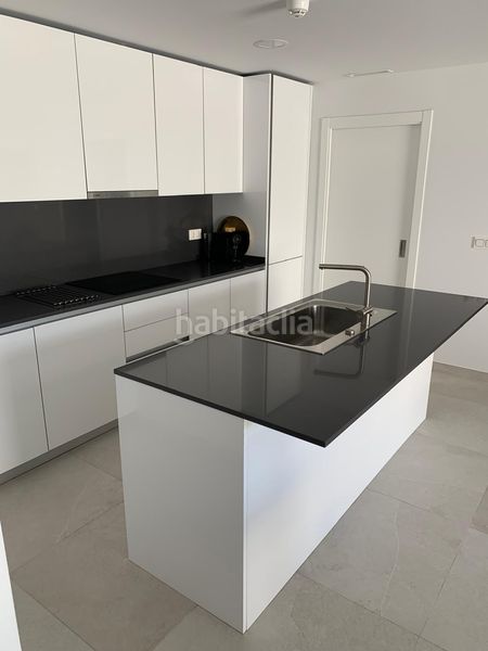 Foto f6b58d76-dd67-4354-9829-2755c4ac55e4. Planta baixa amb aparcament piscina a La Quinta Benahavís