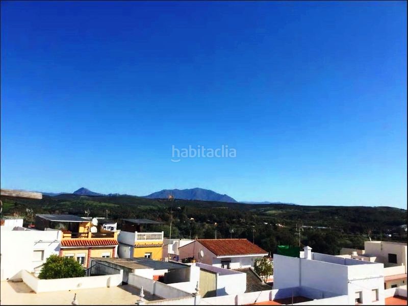 Foto f9e1cbd8-c864-4409-a8b4-54e330d497bc. Casa amb aparcament a San Enrique-Guadiaro-Pueblo Nuevo Sotogrande