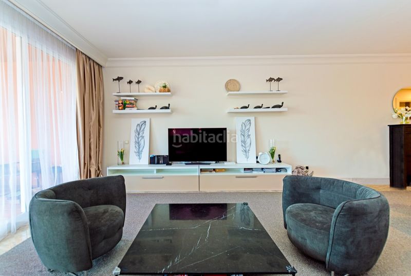 Foto 1f4d6b1d-a557-4fa8-94a9-f698c576a75d. Apartament amb aparcament piscina a Nueva Andalucía centro Marbella