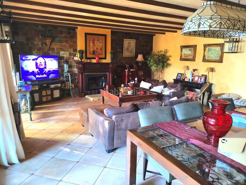 Foto 95a72129-f0d0-4b92-bf6d-cc9f4000e377. Casa amb aparcament piscina a Río Real Marbella