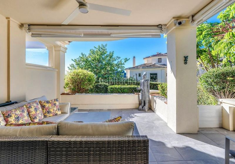 Foto 10b3f204-3a4a-4996-8d44-013db84d4db7. Planta baixa amb aparcament piscina a los arqueros - puerto del almendro Benahavís