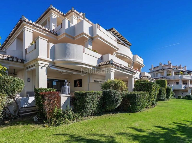 Foto 28942c2e-e0f7-4006-ba1a-7be6f01d516e. Planta baixa amb aparcament piscina a los arqueros - puerto del almendro Benahavís