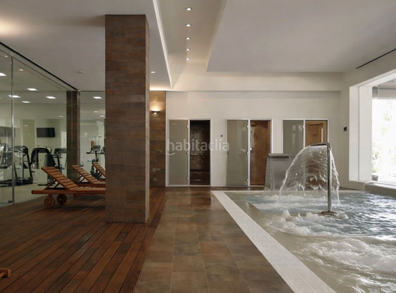 Foto eeb89ca0-5532-4ef9-8e76-d5ea24a029db. Planta baixa amb aparcament piscina a los arqueros - puerto del almendro Benahavís