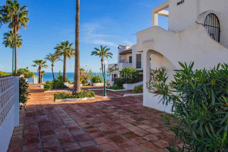 Foto 02ff772c-e7c8-461c-ba54-d30d637a14c5. Casa aparellada a Puerto de la Duquesa Manilva