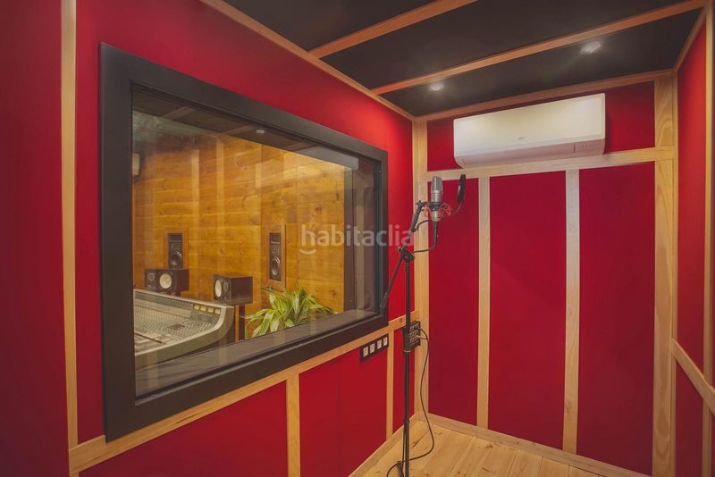 Foto fa9936f5-1a06-4865-8893-ea5f642e6e40. Casa aparellada a Puerto de la Duquesa Manilva