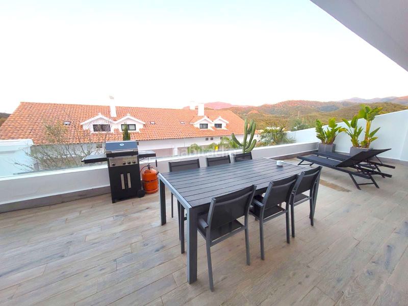 Foto 10a76bc5-d497-44b4-9408-5eff0ae1b371. Planta baixa amb aparcament piscina a La Concha - Resina Golf Estepona