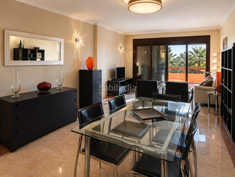 Foto 4112b9e2-d55e-48a0-b211-4c48508e82cf. Apartament amb aparcament piscina a Buenas Noches Estepona