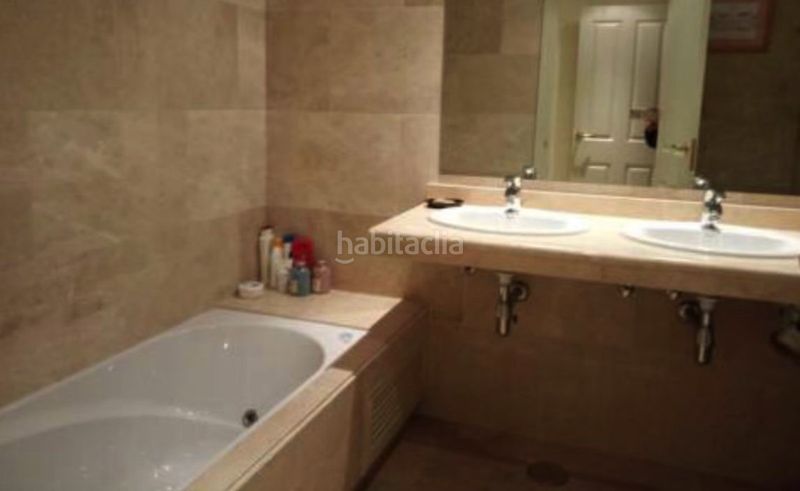 Foto 8ece3bd3-1225-450d-b440-a6956dd8a178. Apartament amb aparcament piscina a Buenas Noches Estepona