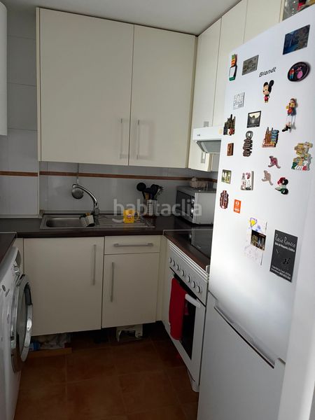 Foto 316cad99-2424-4ee6-8dff-89109b069a4e. Casa aparellada amb aparcament a Doña Julia Golf Casares