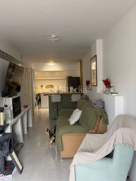Foto 40c90995-d239-40c9-982e-682493b05917. Casa aparellada amb aparcament a Doña Julia Golf Casares