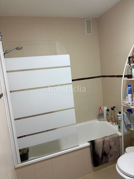 Foto d9487f26-a8ac-4a03-9e9d-96a777cda737. Casa aparellada amb aparcament a Doña Julia Golf Casares