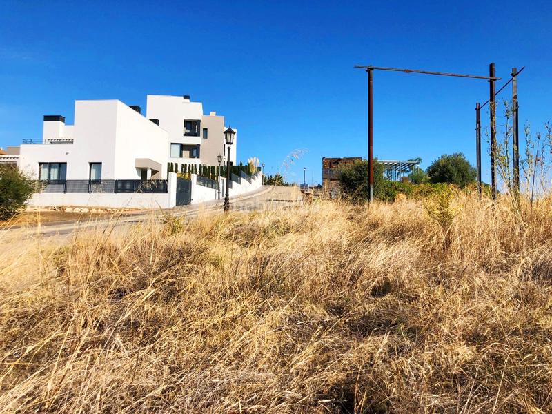 Foto d70b51b4-1f15-44e8-b64a-1412519f594b. Residential plot in La Concha - Resina Golf Estepona