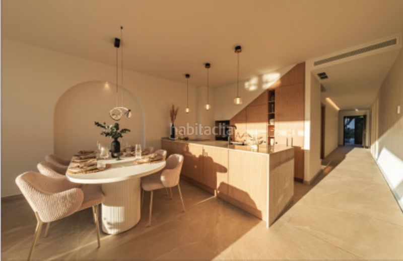 Foto f9baa2f4-4b71-4c51-9d2d-f677ee12696d. Casa adossada amb aparcament piscina a Aloha Marbella