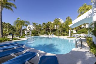 Àtic a Casares pueblo. Ático exclusivo con gran terraza privada de 87 m y vistas al mar