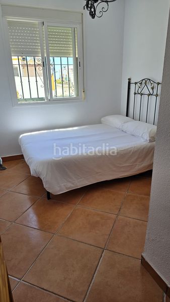 Foto 1bc21d91-1045-41ae-a510-737abb75b4bf. Casa adossada amb aparcament a Bello Horizonte - Lindasol Marbella