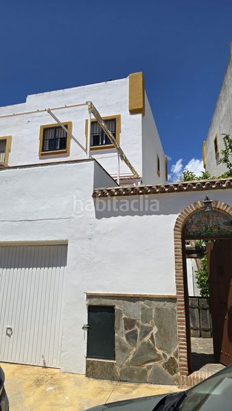 Foto 2de4a9b4-7e02-48f2-9754-b2751f3fadce. Casa adossada amb aparcament a Bello Horizonte - Lindasol Marbella