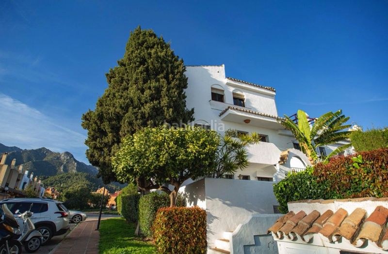 Foto 2944b104-528a-4136-b129-a2f3410a59d2. Casa aparellada amb aparcament piscina a Valdeolletas - Las Cancelas - Xarblanca Marbella