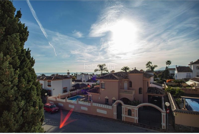 Foto e91322b9-3339-4bd6-8ed5-a70bcef1852f. Casa aparellada amb aparcament piscina a Valdeolletas - Las Cancelas - Xarblanca Marbella