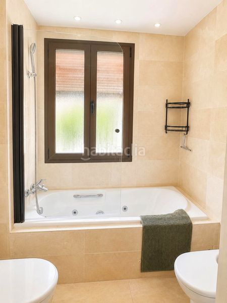 Foto 4409dbf4-fb4a-4b71-a6b9-00c0f373ff66. Planta baixa amb aparcament piscina a Valle Romano Golf Estepona