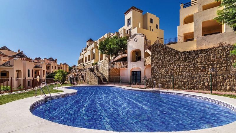 Foto e63f013b-f3a0-420b-8485-d74eafdc1b8f. Planta baixa amb aparcament piscina a Valle Romano Golf Estepona