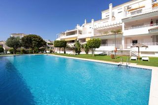 Apartament a Río Real. Piso en venta en lomas río real  marbella