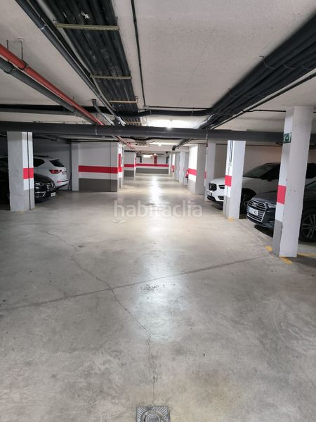 Foto 5900cc86-f46f-4a78-ba8b-976d03daa92f. Apartament amb aparcament piscina a Río Real Marbella