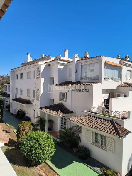 Foto 6be13985-29a9-4551-be2d-100274dc3554. Apartament amb aparcament piscina a Río Real Marbella